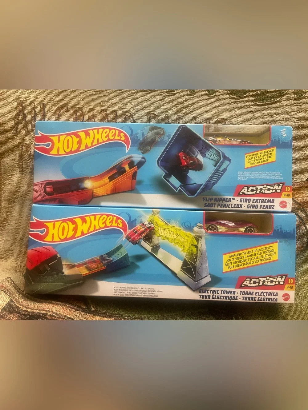 Lot of 2 HOT WHEELS Action Accessories Flip Ripper & Electric Tower w/Cars NEW